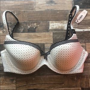 NWT Victoria’s Secret Body By Victoria Demi 32D